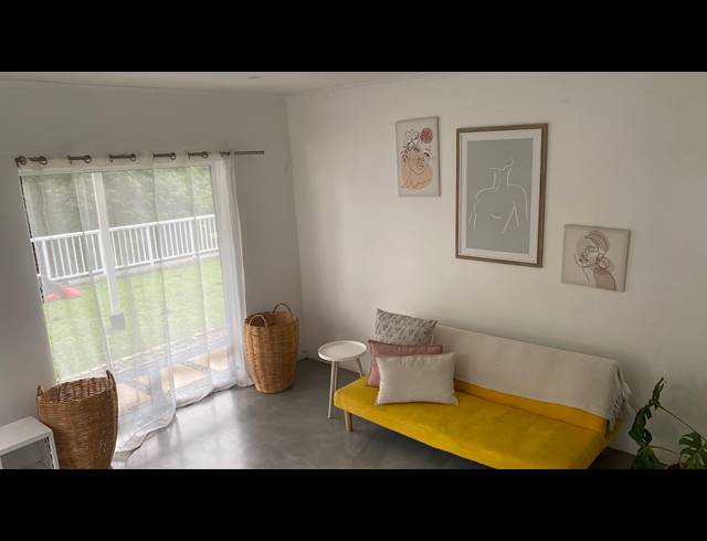 4 BEDROOM FREEHOLD FOR SALE IN GLENWOOD